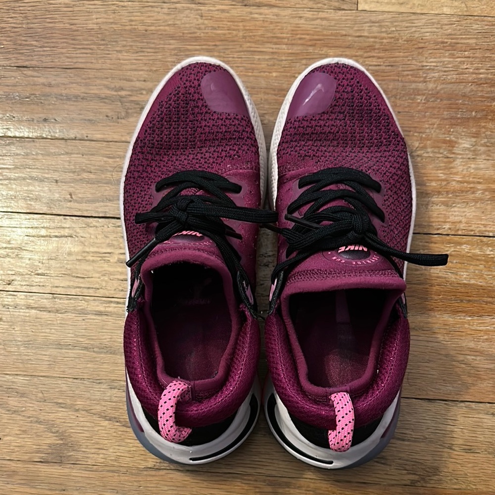 Nike Women's Joyride Sneakers